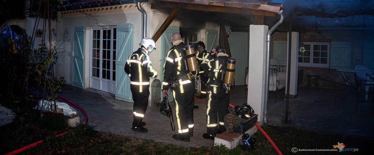 Un incendie maîtrisé dans le salon d'une maison du Gard