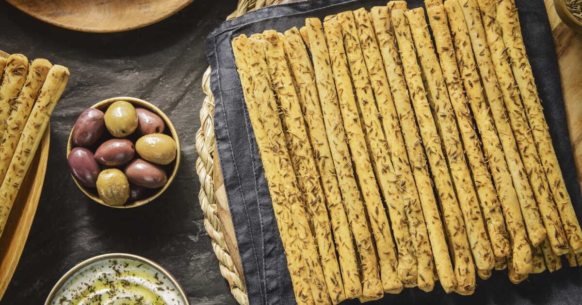 Préparez des gressins maison en un clin d'œil : la recette du chef italien