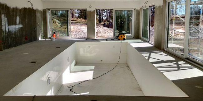 Plongée dans l'univers de la peinture pour piscine : les secrets d'un revêtement réussi