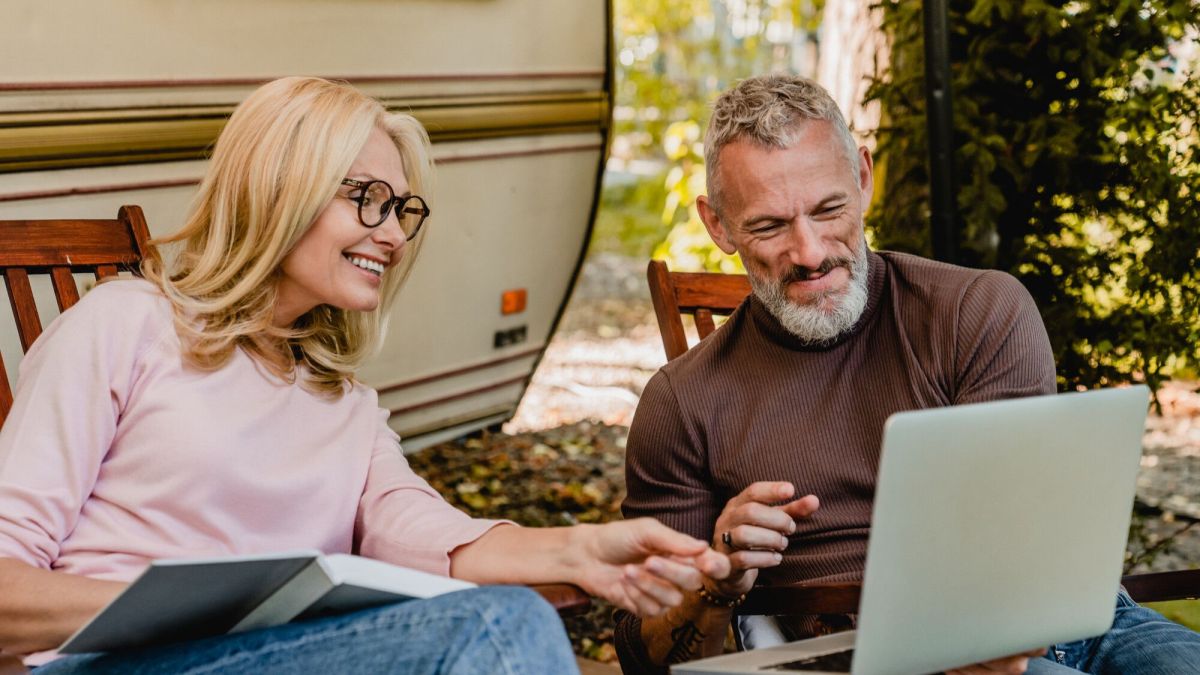 Des astuces pour alléger votre facture téléphonique et internet