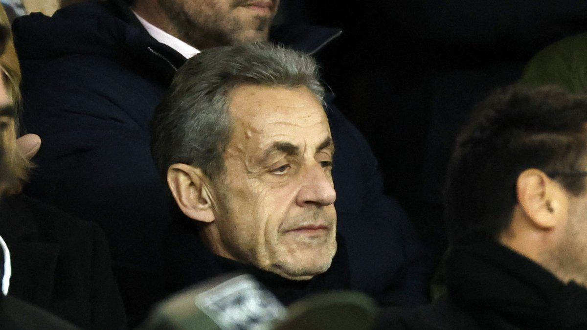 Nicolas Sarkozy raconte ses 20 jours de prison : un récit entre prières et réflexions