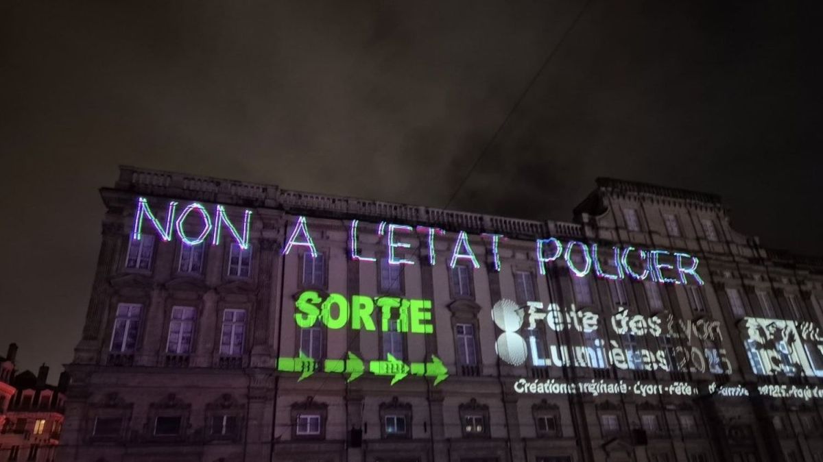 Des slogans engagés illuminent la Fête des Lumières à Lyon