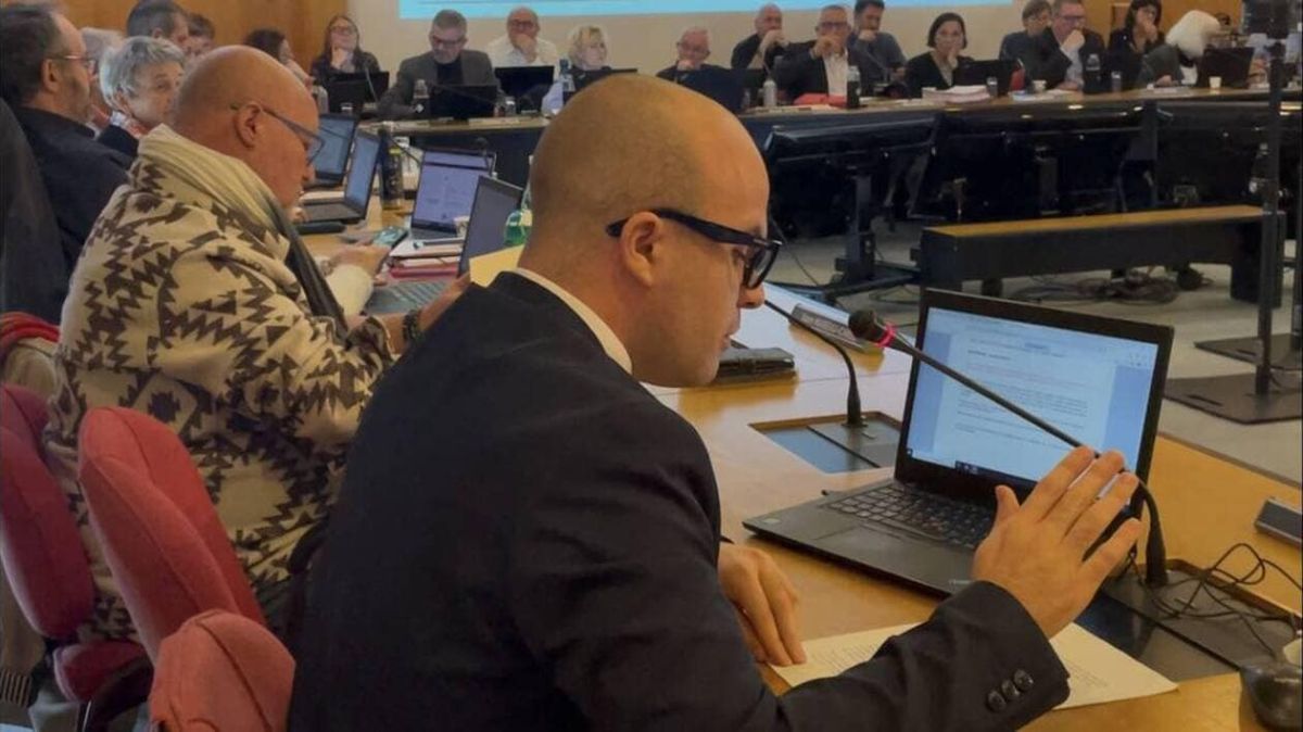 La gauche herblinoise : un appel à la démission sans succès face au RN