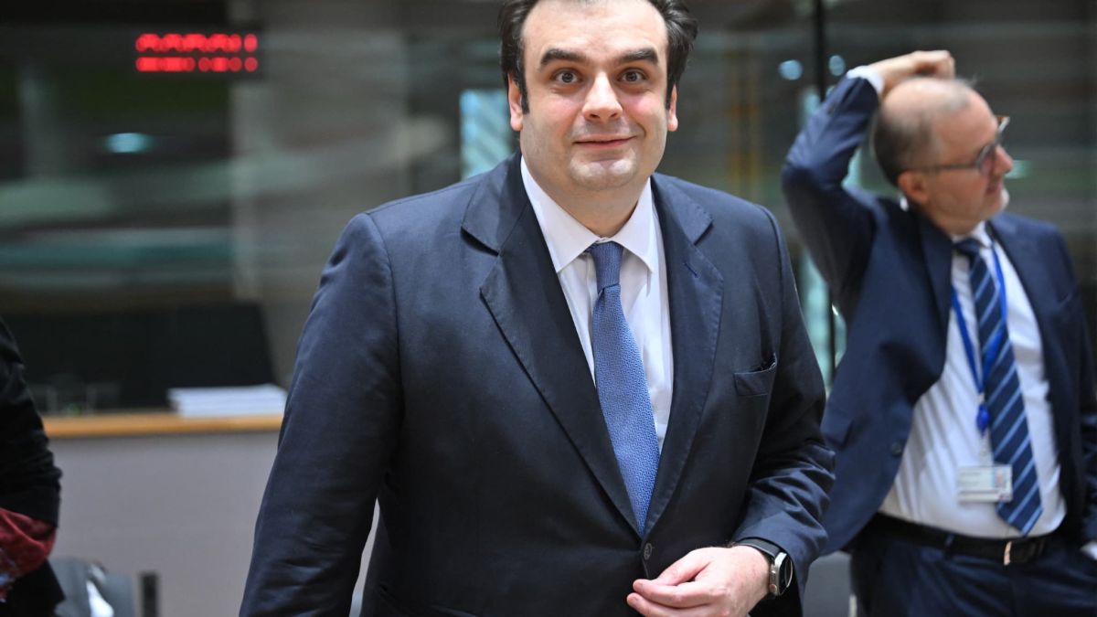 La Grèce, d'ombre à lumière : un ministre des Finances pour renouveler l'Eurogroupe