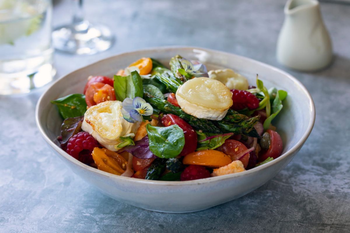 La salade chèvre chaud de Cyril Lignac