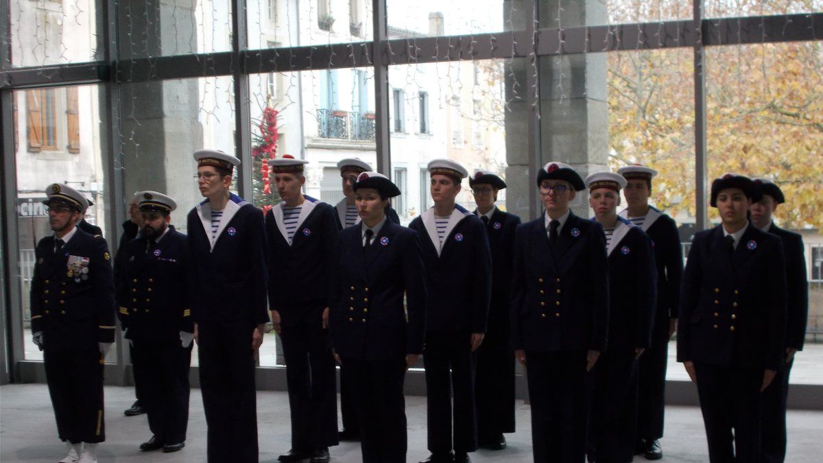 Une cérémonie mémorable pour les jeunes réservistes de la marine à Castelnaudary