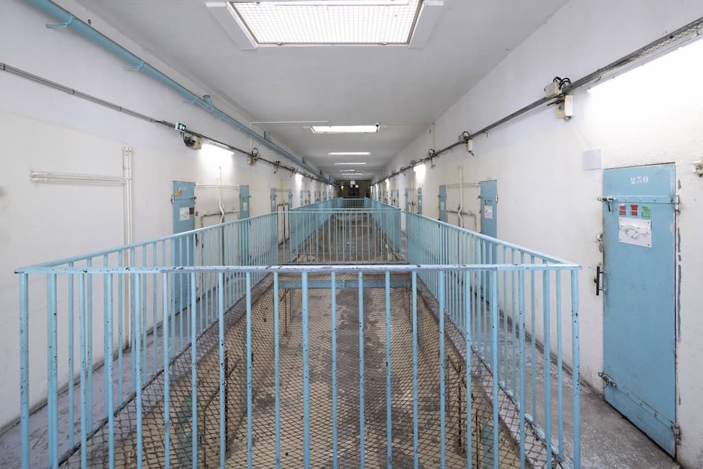 Affrontements violents dans une prison de Nantes : le chaos s'installe