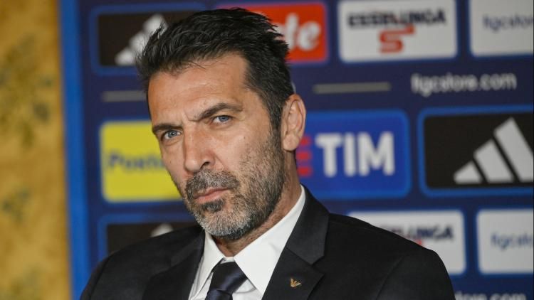 Gianluigi Buffon affiche son soutien à Giorgia Meloni : polémique et prise de position