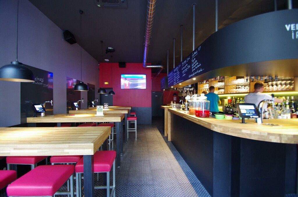 Découvrez Au Fût et à mesure : le bar qui redéfinit l'expérience bière à Lyon