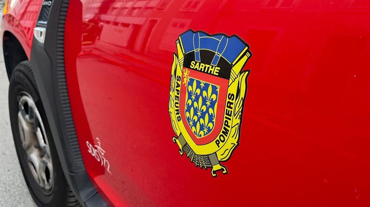 Un pompier agressé à Loué : un incident choquant lors de sa tournée de calendriers