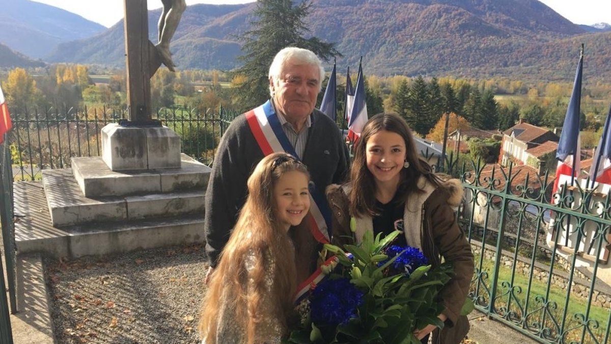 Hervé Minec passe le flambeau à Ore : un départ chargé d'émotions