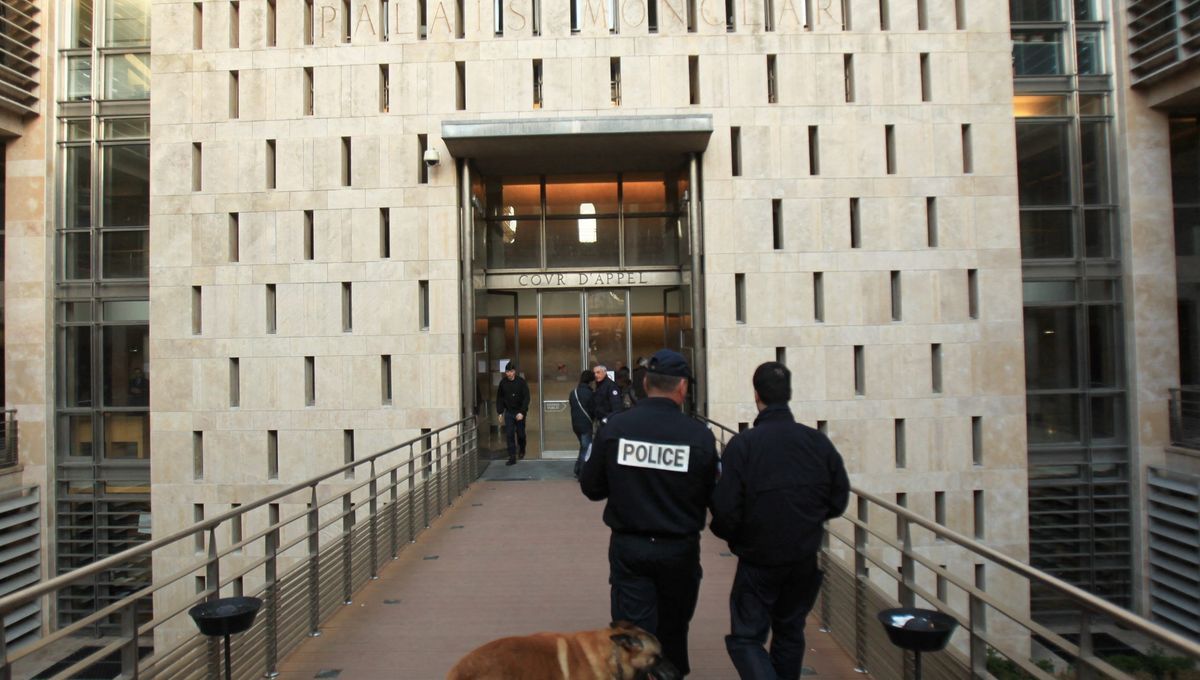 Le procès d’un hypnothérapeute accusé de viols s'ouvre à Aix-en-Provence