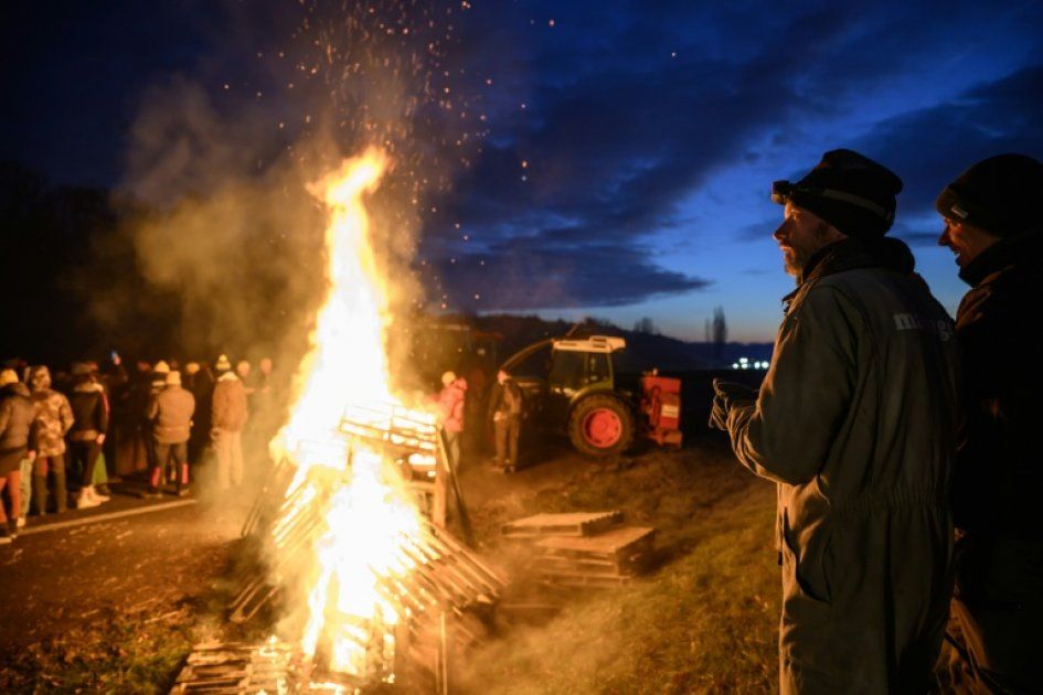 Les agriculteurs autour de Toulouse s'engagent dans une mobilisation spectaculaire
