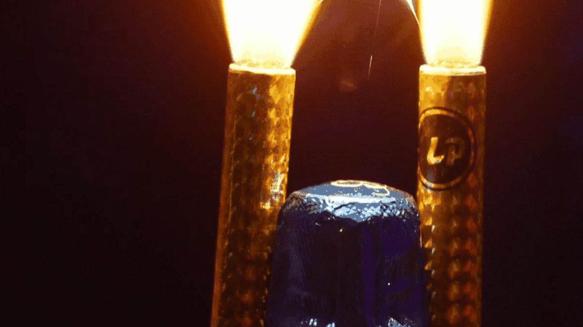 Un nouveau souffle pour la sécurité nocturne : la fin des bougies scintillantes