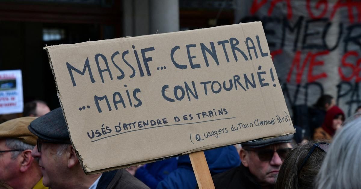 Des milliers de voix s'élèvent à Limoges contre l'abandon ferroviaire du Massif central
