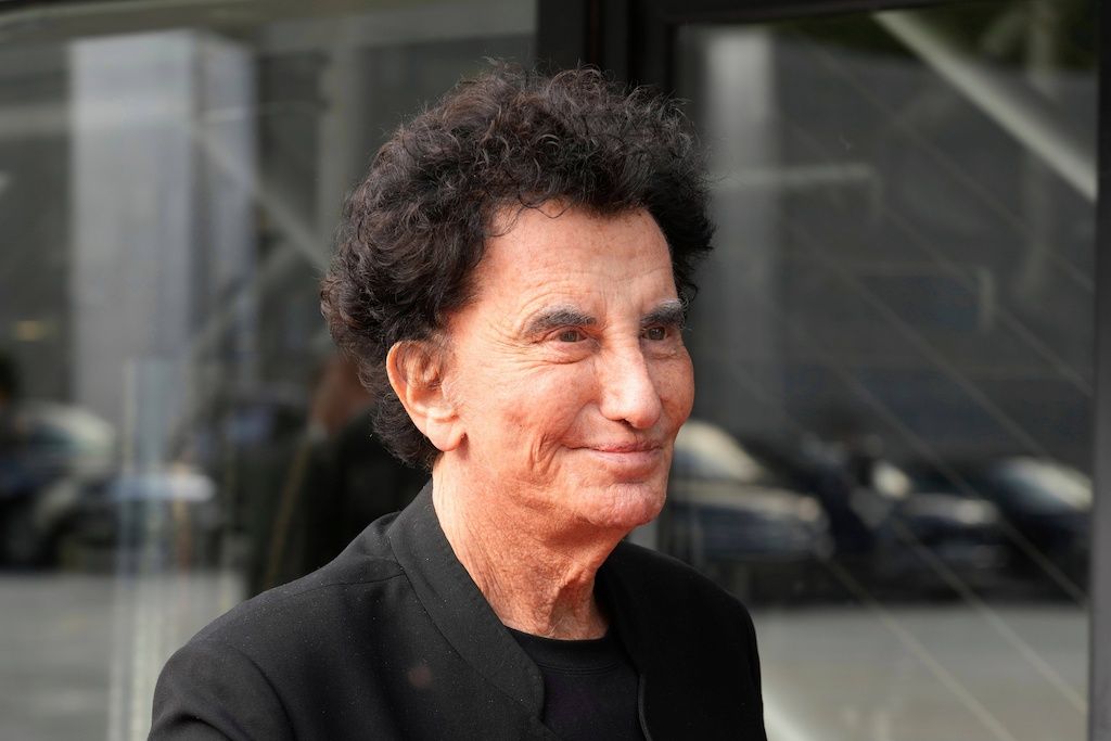 Gallimard reporte la sortie du livre de Jack Lang dans la tourmente