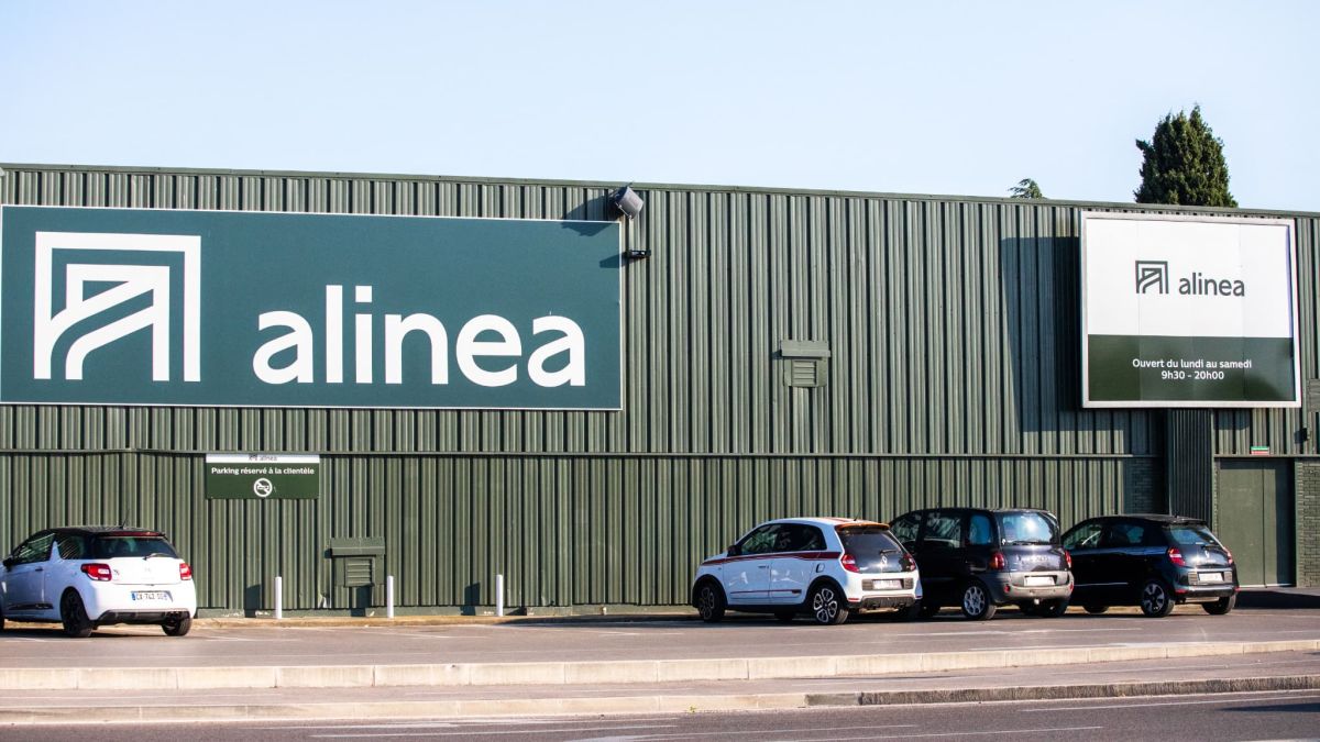 Alinea sur le fil : l'enseigne de meubles face à une liquidation imminente