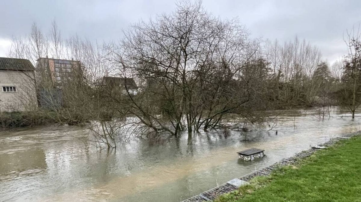 Inondations à Argentan : le parc du plan d'eau fermé jusqu'à samedi