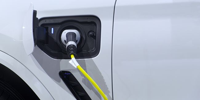 Choisir le bon câble de recharge pour votre voiture électrique