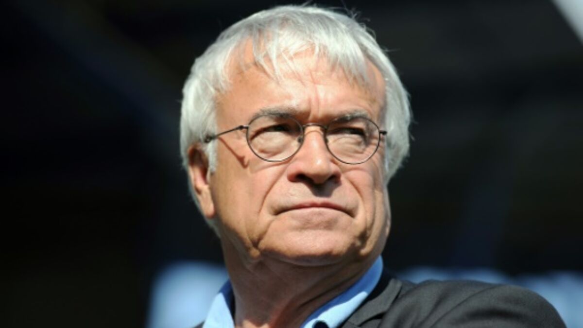 Jean-Claude Dassier suspendu pour ses propos controversés sur l'immigration