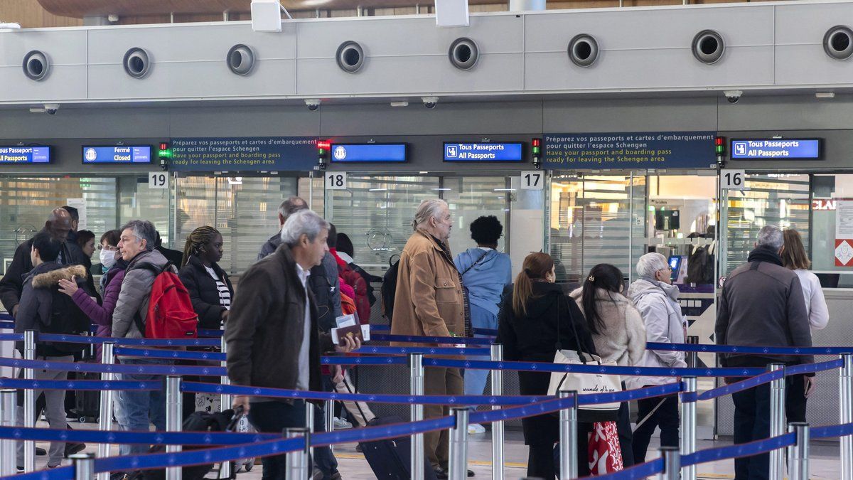 Rapatriement des Français d'Iran : témoignages émouvants d'une famille perplexifiée