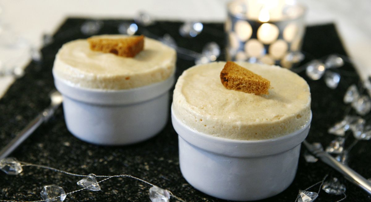Soufflés glacés à la poire et au pain d'épices