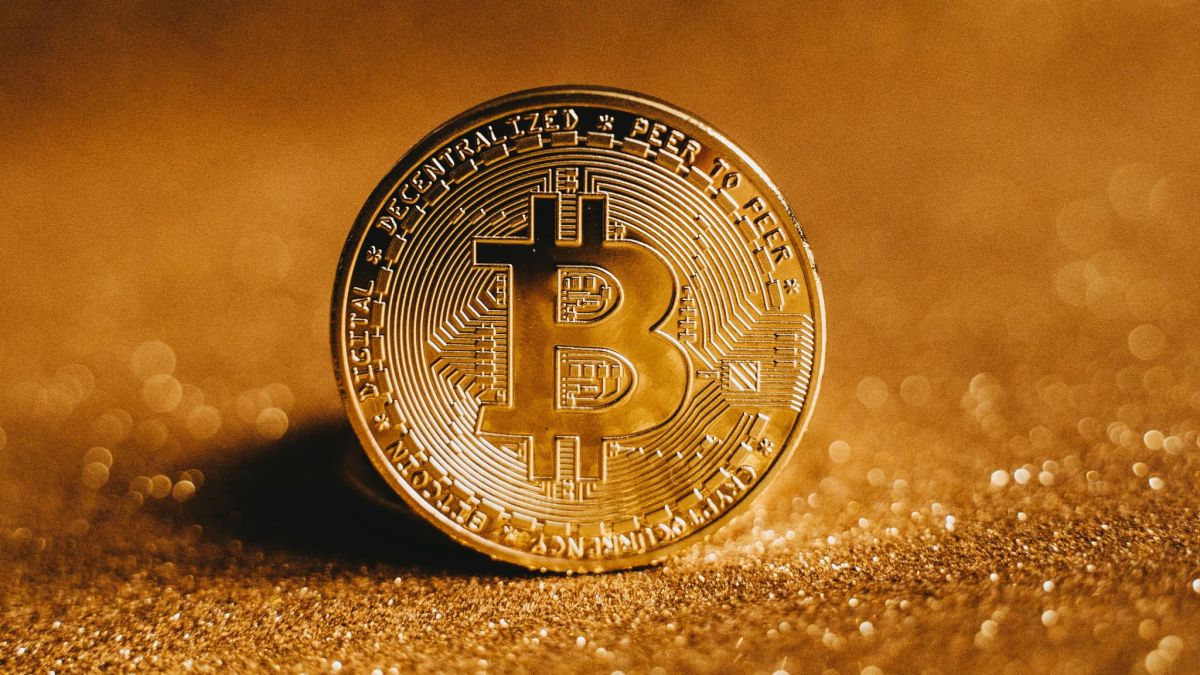 La résilience du bitcoin face aux turbulences du marché : un retour impressionnant au-dessus des 70.000 dollars