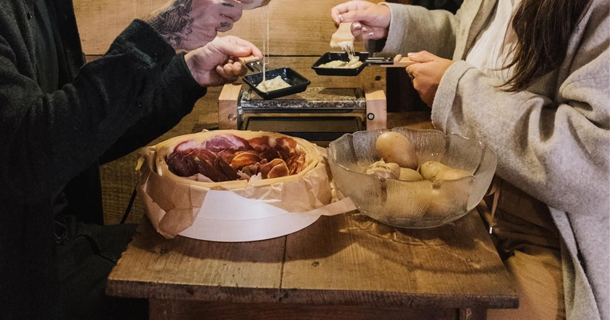 Secrets d'une raclette réussie avec des experts du fromage