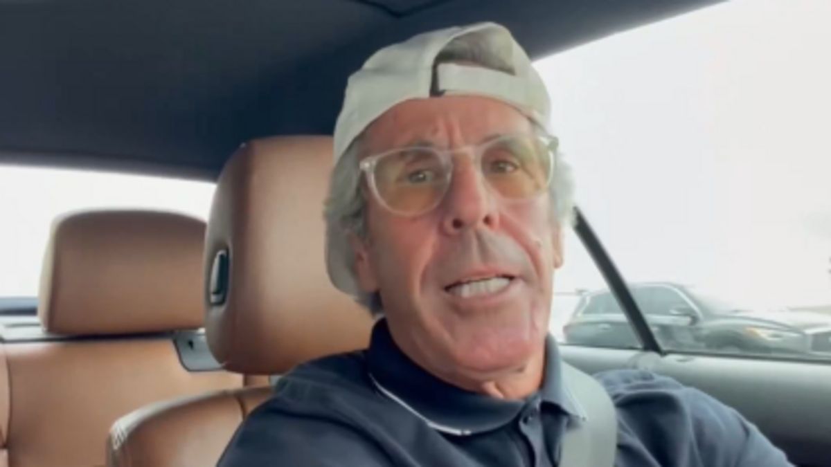 l'Américain qui ressemble à Jeffrey Epstein fait passer un message clair