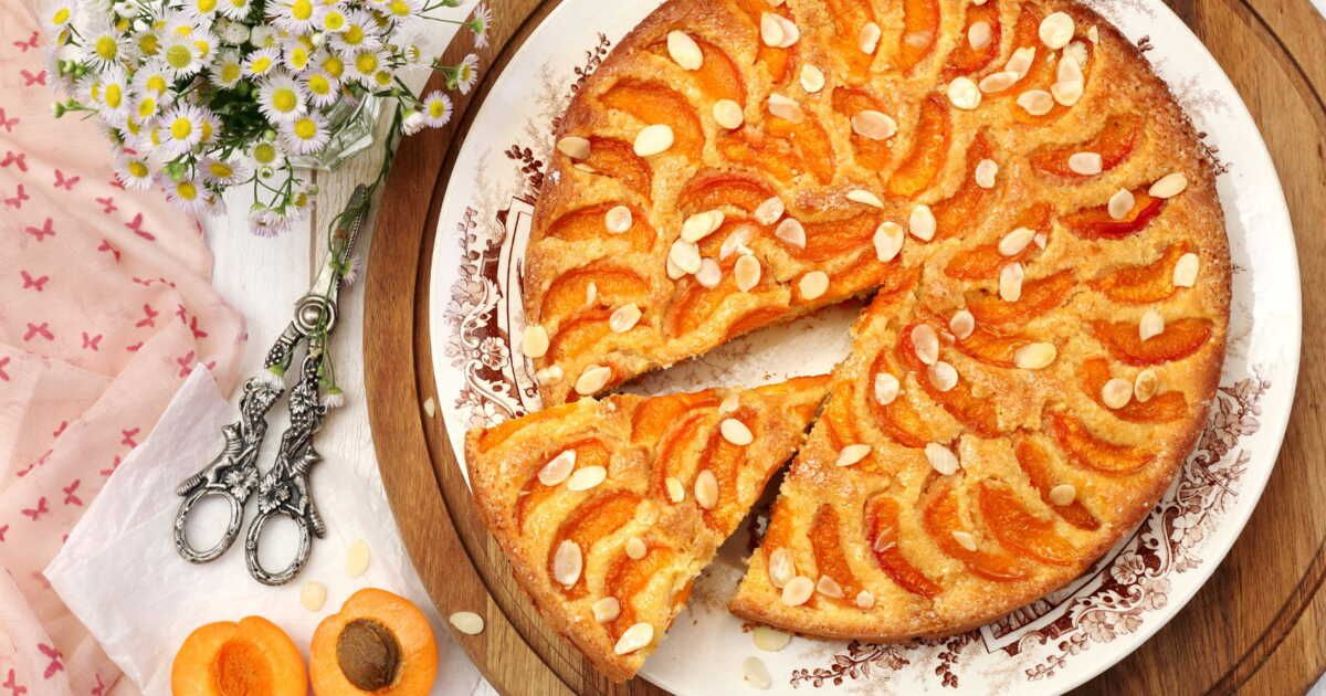 Découvrez la tarte amandine aux abricots sans lactose, un dessert à savourer sans contraintes