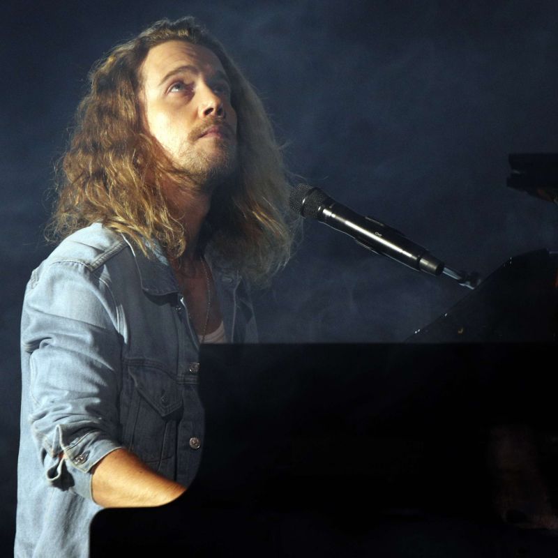 Julien Doré frustré après l'annulation de sa première tournée américaine