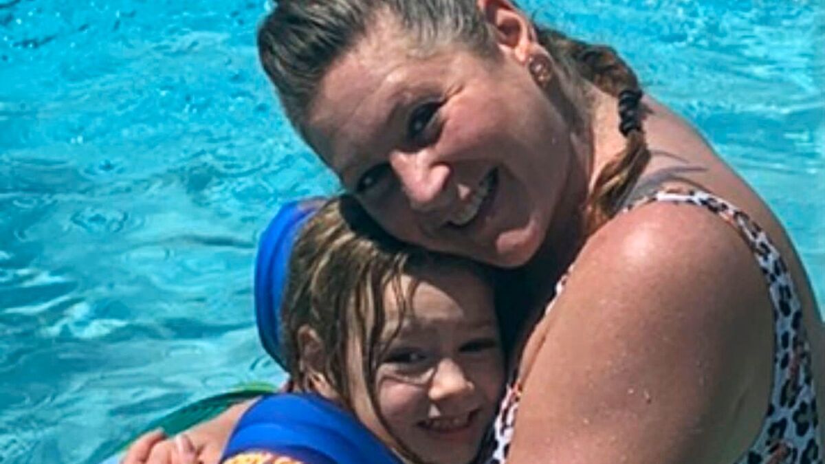 Une fillette de 7 ans atteinte d'autisme : entre espoir et désespoir dans un centre de détention du Texas