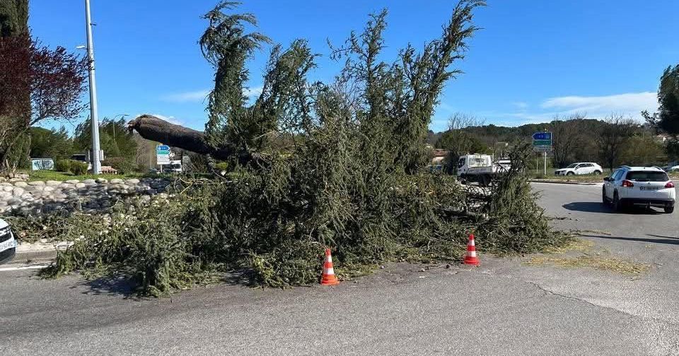 Les pompiers en alerte : une nuit d'interventions dans le Var et les Bouches-du-Rhône