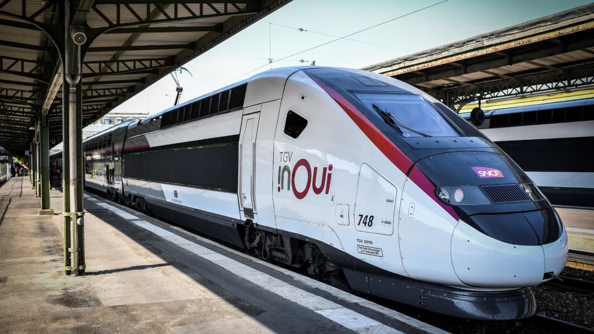 TGV entre Nice et Paris bloqué pendant 8 heures : une nuit d'angoisse