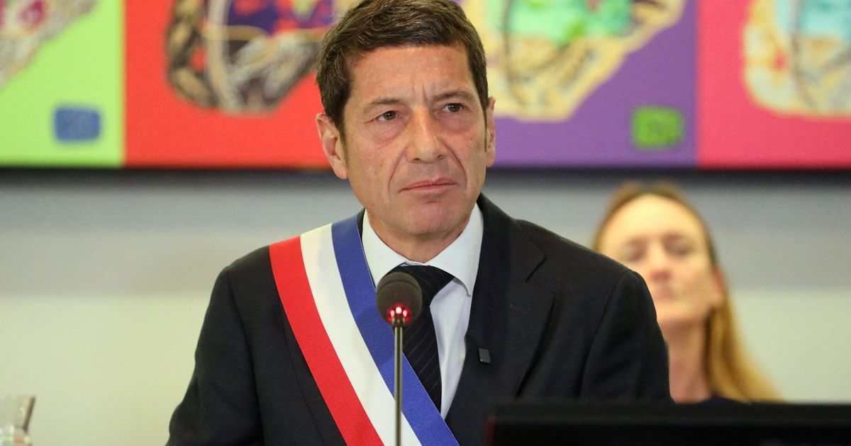 David Lisnard, le maire de Cannes, lance sa candidature pour l'élection présidentielle de 2027