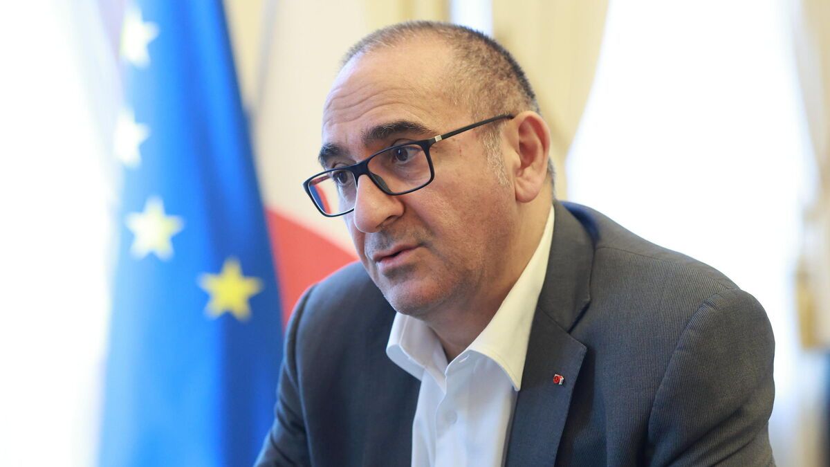 Vers une simplification des démarches : 500 vacataires pour réduire les délais de traitement des titres de séjour