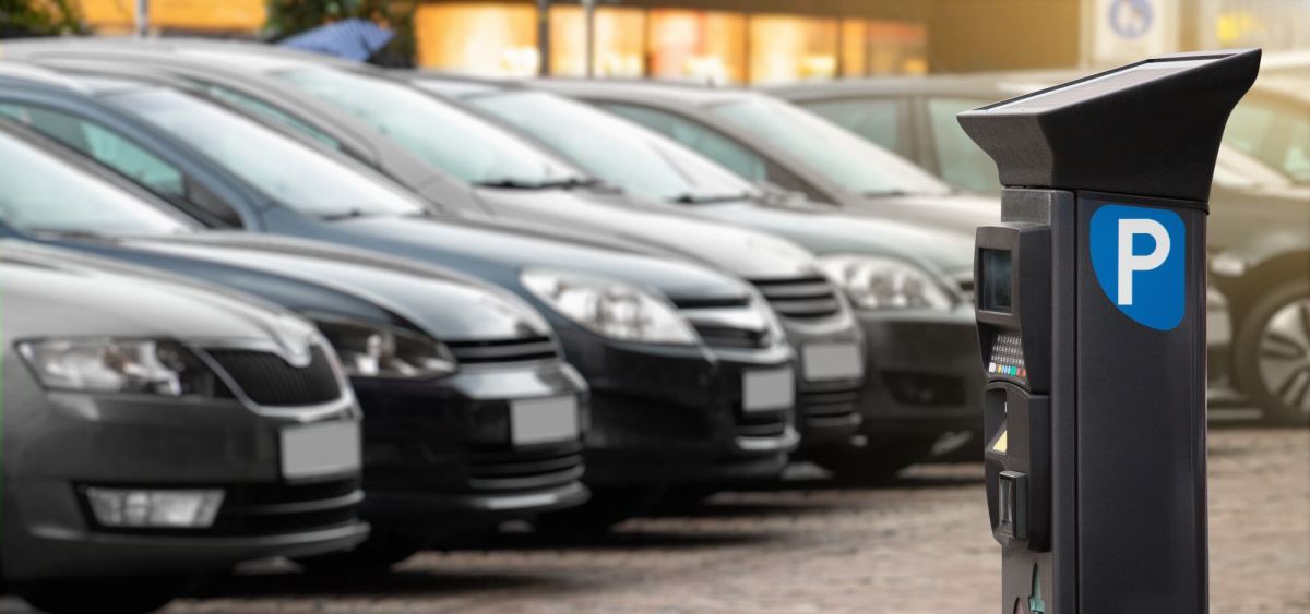 Alerte aux arnaques : méfiez-vous des faux QR codes sur les horodateurs