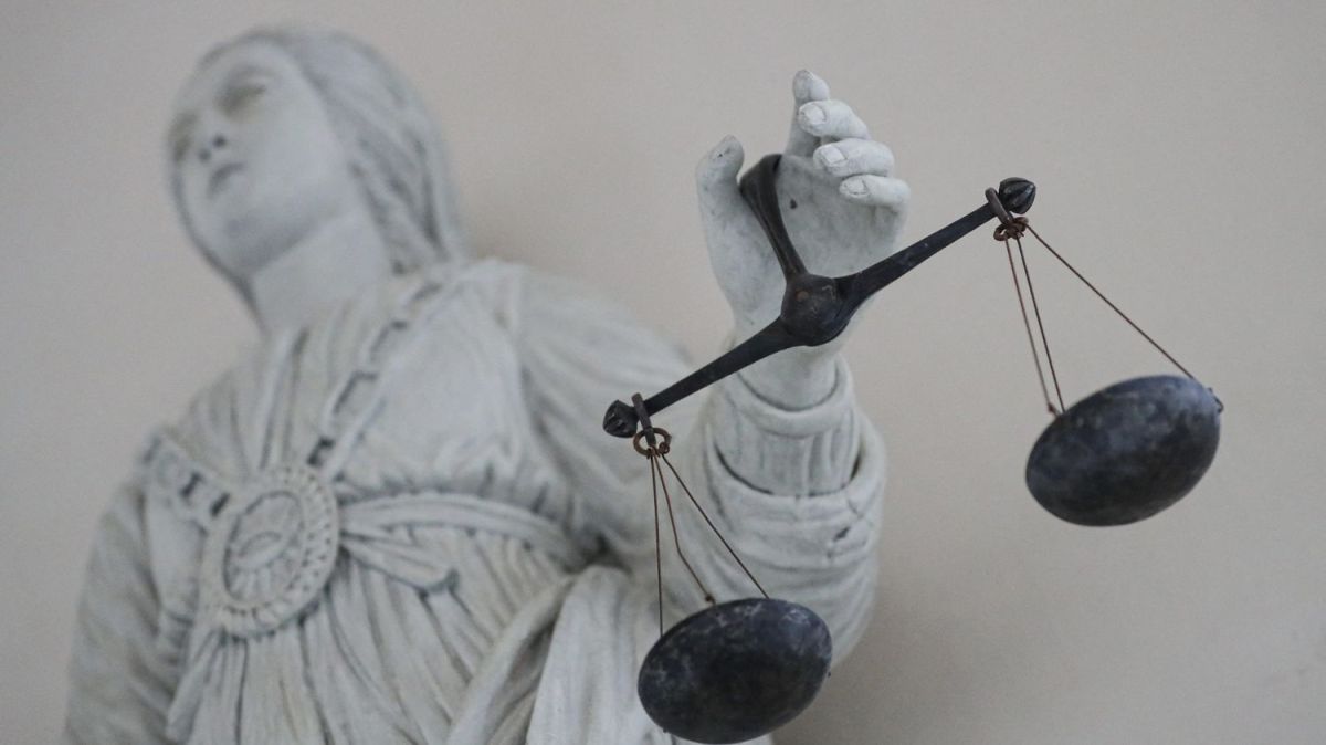 Des agriculteurs de la Drôme pris la main dans le pot de pesticides