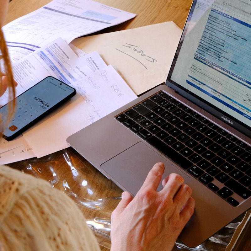 Gérer la déclaration d'impôts sans stress : les conseils de Jimmy Mohamed