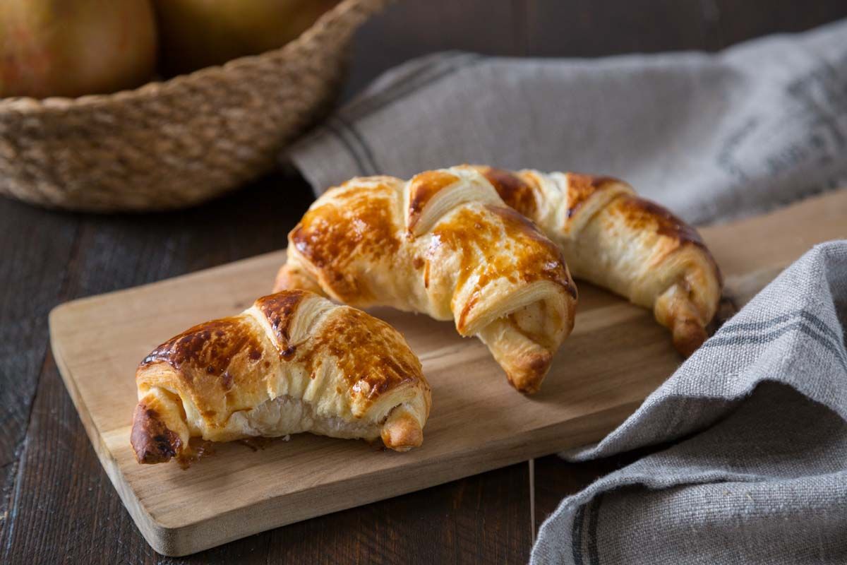 Mini-croissants feuilletés aux pommes