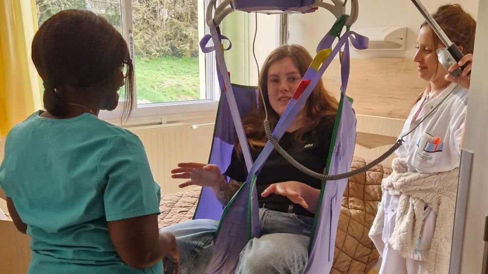 Découverte des réalités du métier pour les futurs assistants de vie à Aiglun