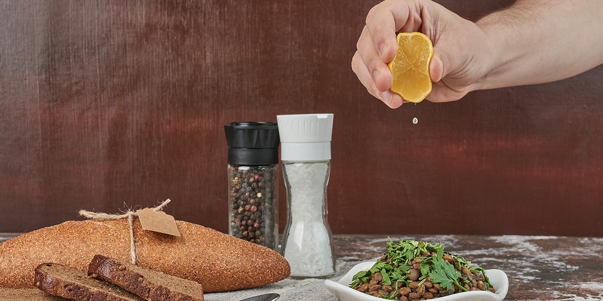 Vous mangez trop salé ? 8 alternatives au sel, saines pour votre santé