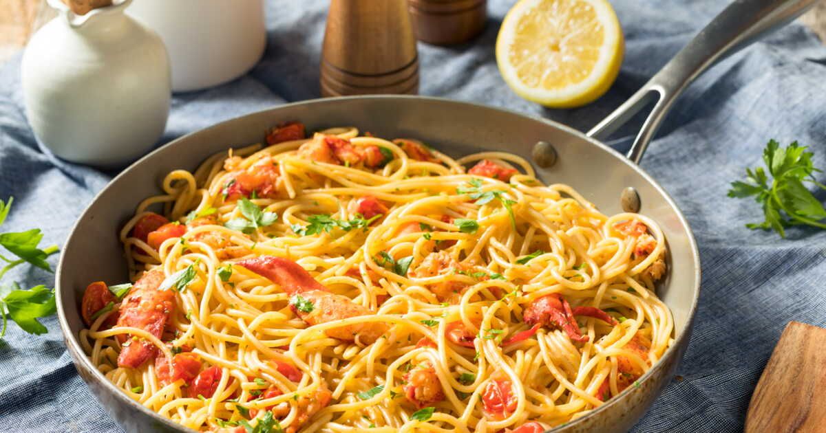 les linguine aux calamars à la sauce italienne de cyril lignac : un délice à réaliser