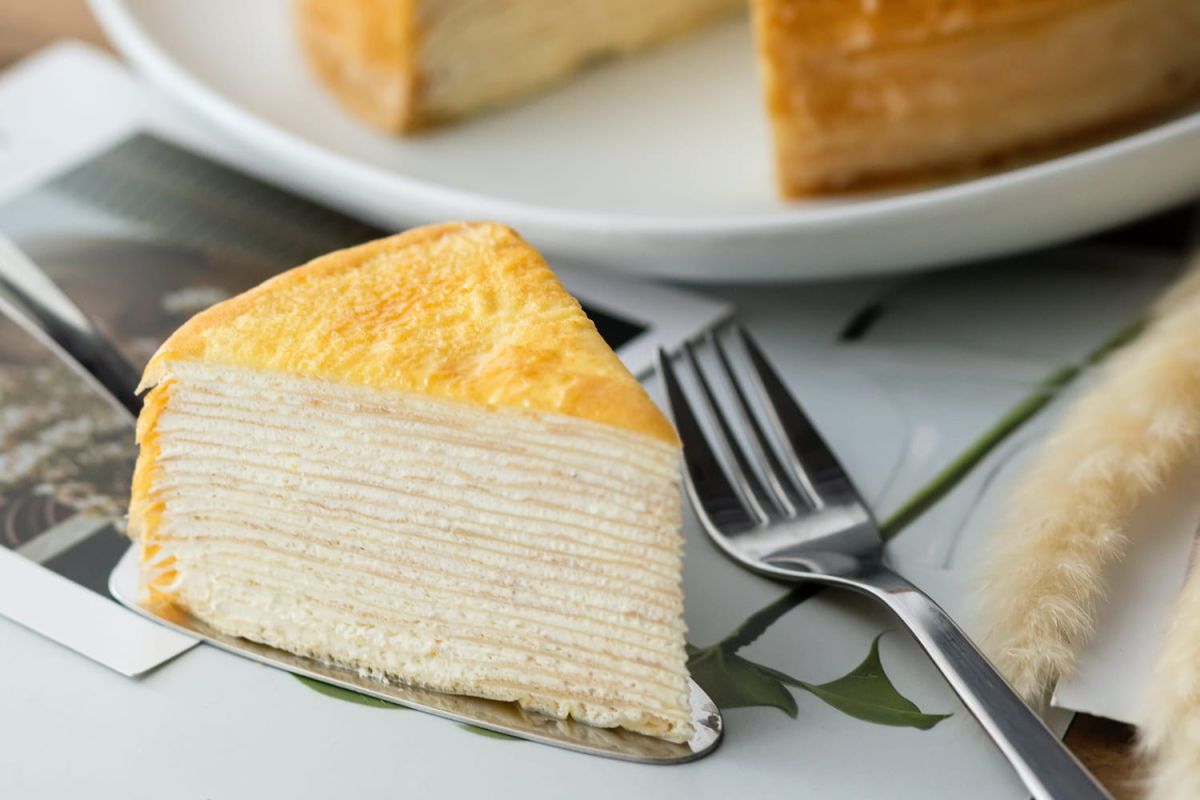 la gourmandise à Noël : découvrez le gâteau de crêpes à la crème de citron de cyril lignac