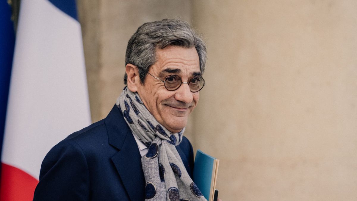 La polémique du 1er mai : des étudiants au secours des petits commerces ?