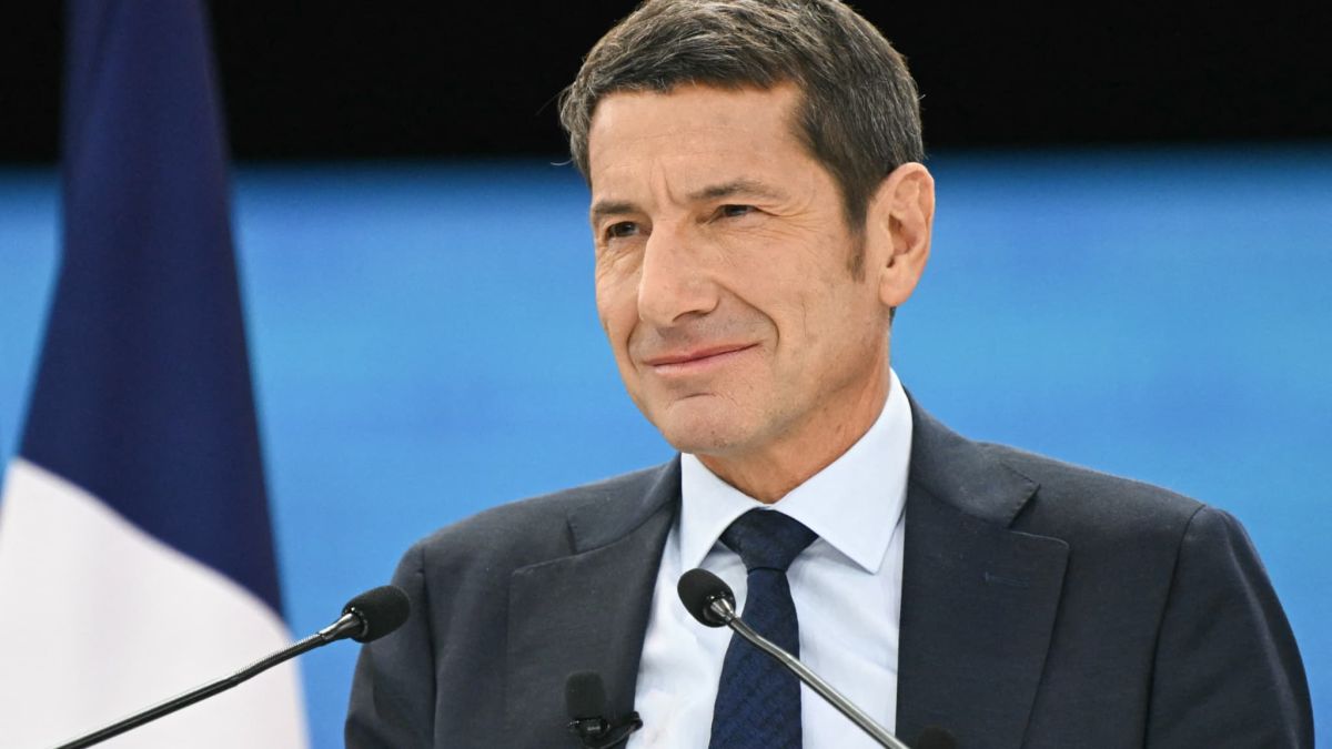 David Lisnard promet de réformer la santé pour éviter l'exil des étudiants en médecine