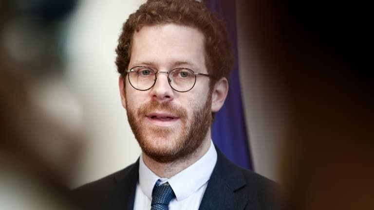 Le gouvernement face à un dilemme budgétaire : quelles conséquences d'une reconduction en 2027 ?