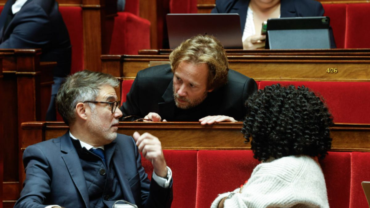 Des tensions au sein du PS : Vallaud et Faure appellent à l'union dans la discordance