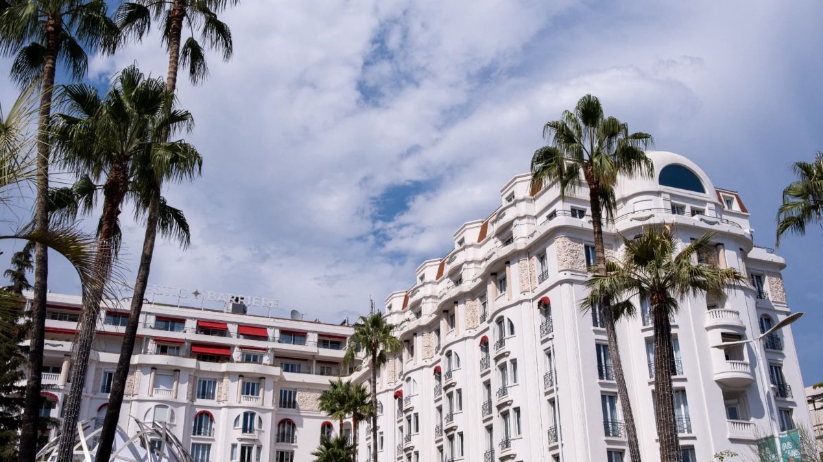 Cannes s'embrase pour les cryptomonnaies : un festival sous le signe du numérique