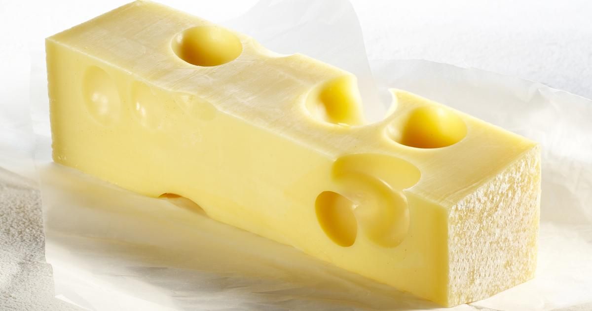Pourquoi l'emmental a-t-il des trous ?